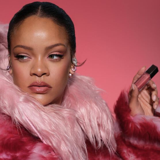 FENTY GLOW SZN - TRACE'D OUT EXTRA THOGH E GLOSS BOMB STIX FENTY GLOW